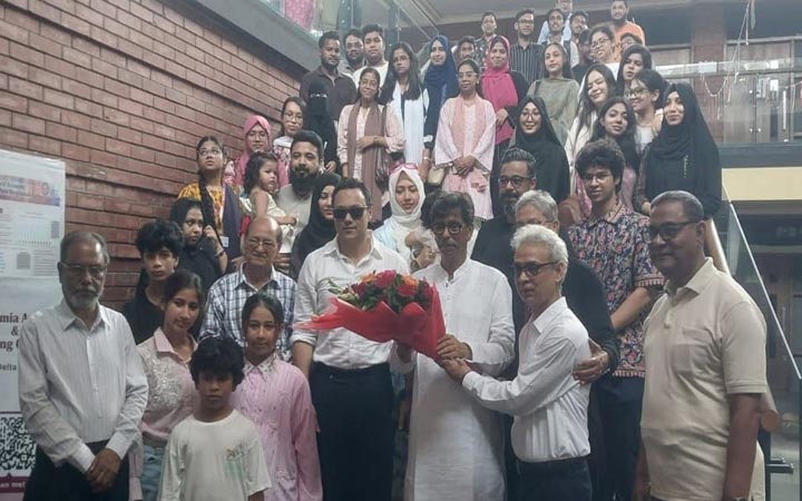 ইস্ট ডেল্টা ইউনিভার্সিটি পরিদর্শন করলেন কৃষিমন্ত্রী আমিন উর রশিদ